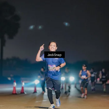 Runner Photo 7512018