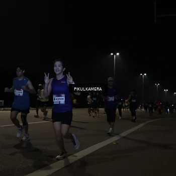 Runner Photo 7512022