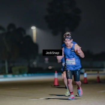 Runner Photo 7512032