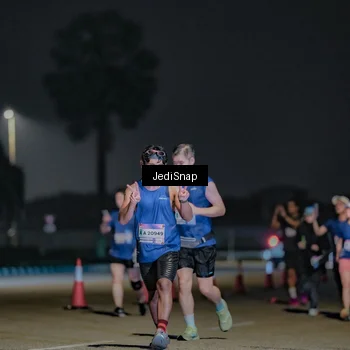 Runner Photo 7512036