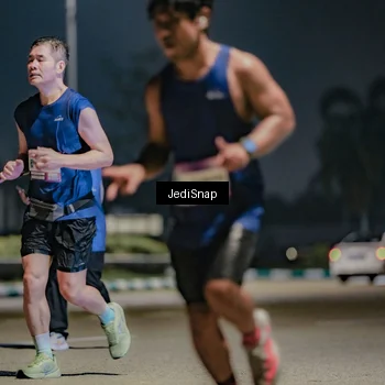 Runner Photo 7512080
