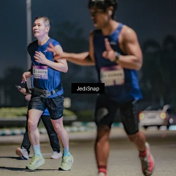 Runner Photo 7512081