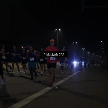 Runner Photo 7512085