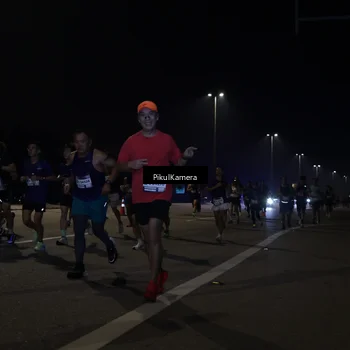 Runner Photo 7512094
