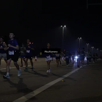 Runner Photo 7512095