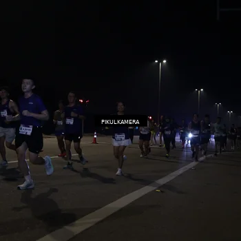 Runner Photo 7512099