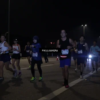Runner Photo 7512112