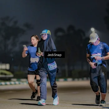 Runner Photo 7512114