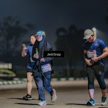 Runner Photo 7512122