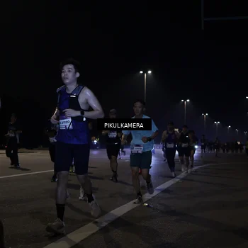 Runner Photo 7512128
