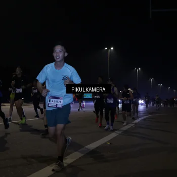 Runner Photo 7512134
