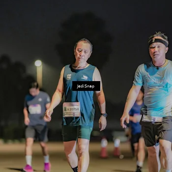 Runner Photo 7512136