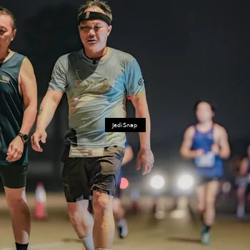 Runner Photo 7512143