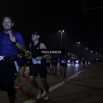 Runner Photo 7512155