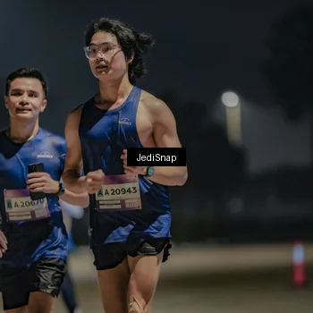 Runner Photo 7512156