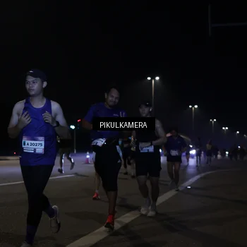 Runner Photo 7512161