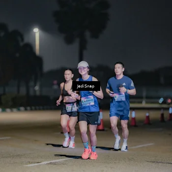 Runner Photo 7512165