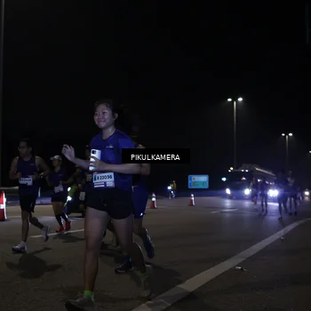 Runner Photo 7512168