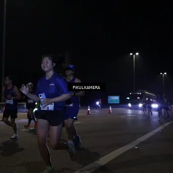 Runner Photo 7512173