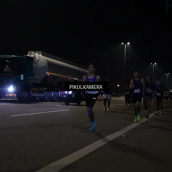 Runner Photo 7512176
