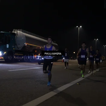Runner Photo 7512187