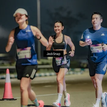 Runner Photo 7512198