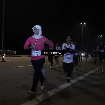 Runner Photo 7512208