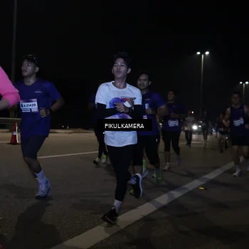 Runner Photo 7512214