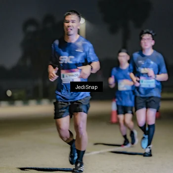 Runner Photo 7512218