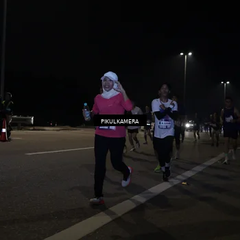 Runner Photo 7512222