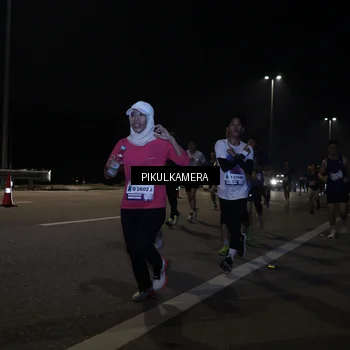 Runner Photo 7512227