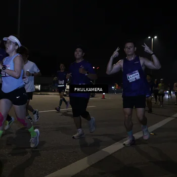 Runner Photo 7512234