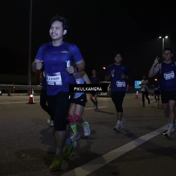 Runner Photo 7512259