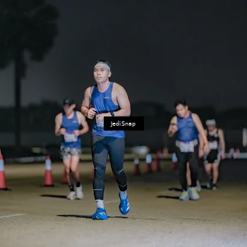 Runner Photo 7512273