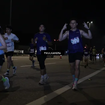 Runner Photo 7512316