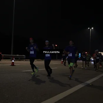 Runner Photo 7512318