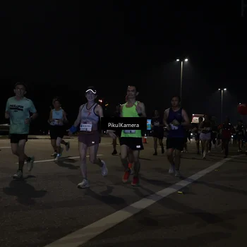 Runner Photo 7512345