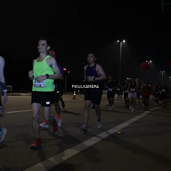 Runner Photo 7512350