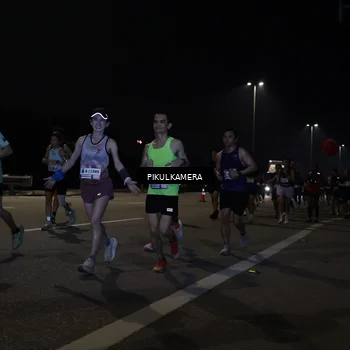 Runner Photo 7512351