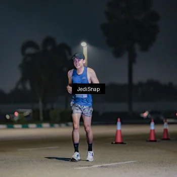 Runner Photo 7512353