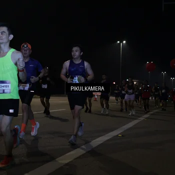 Runner Photo 7512359