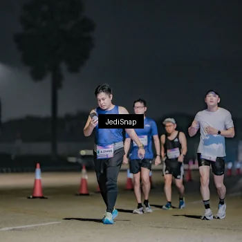 Runner Photo 7512364