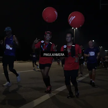 Runner Photo 7512372