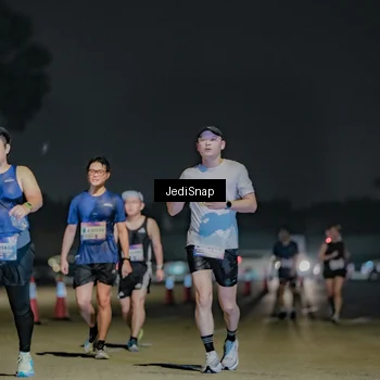 Runner Photo 7512376
