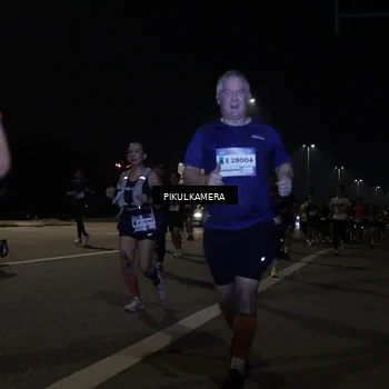 Runner Photo 7512381