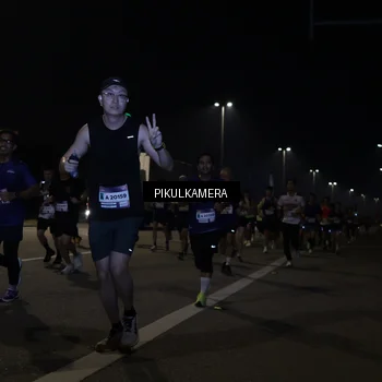 Runner Photo 7512384