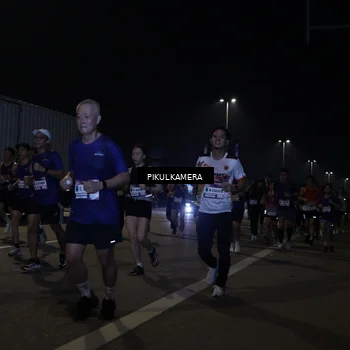 Runner Photo 7512391