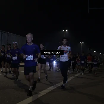 Runner Photo 7512392