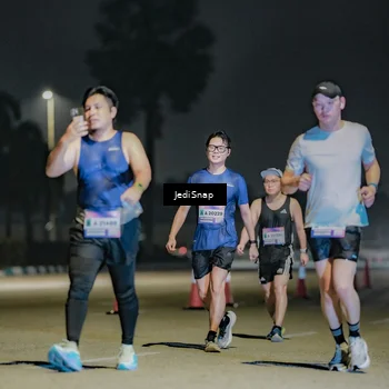 Runner Photo 7512396