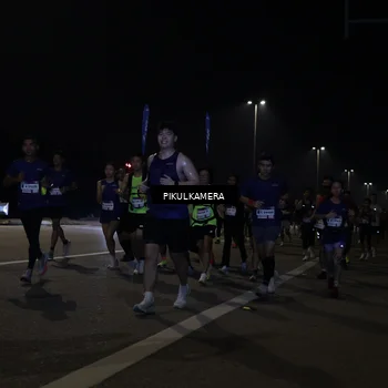 Runner Photo 7512401